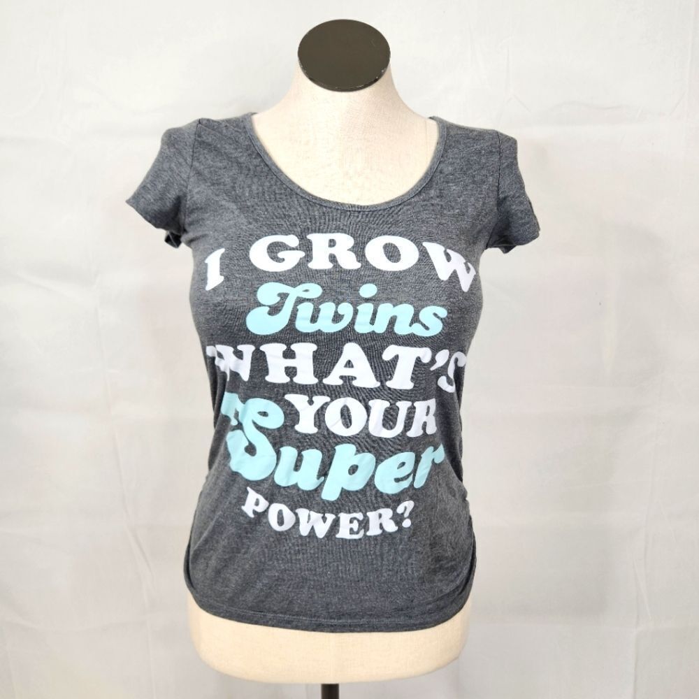 3/$25 KT Maternity 'I Grow Twins What's Your Superpower?' Short Sleeve Tee Sz S